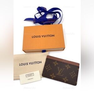 Authentic Louis Vuitton NIB Monogram Canvas Card Holder Brand New